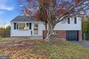 166 N Hawthorne Ave, Langhorne, PA 19047 - Photo 1