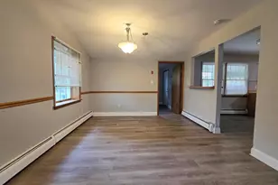 26 Village Ln, Levittown, PA 19054 - Photo 5
