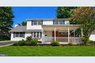 26 Village Lane, Levittown, PA 19054 - Photo 1