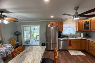 225 Park Ave, Bristol, PA 19007 - Photo 35