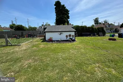225 Park Avenue, Bristol, PA 19007 - Photo 15