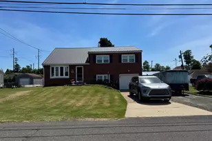 225 Park Ave, Bristol, PA 19007 - Photo 1