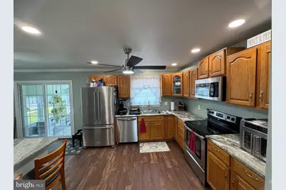225 Park Avenue, Bristol, PA 19007 - Photo 31
