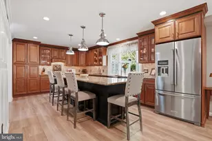 331 Fox Hollow Dr, Feasterville-Trevose, PA 19053 - Photo 11