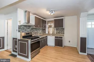 5602 Turner St, Bristol, PA 19007 - Photo 9