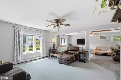9 Violet, Levittown, PA 19057 - Photo 5