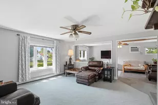 9 Violet, Levittown, PA 19057 - Photo 5