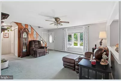 9 Violet, Levittown, PA 19057 - Photo 7