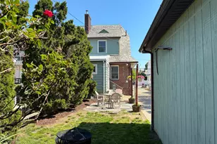 226 Jackson St, Bristol, PA 19007 - Photo 13