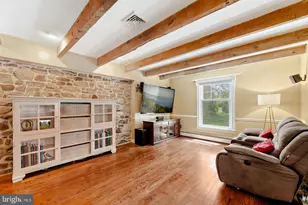 290 Foxcroft Dr, Warminster, PA 18974 - Photo 23