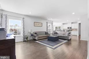 1054 Domino Ln, Warminster, PA 18974 - Photo 13