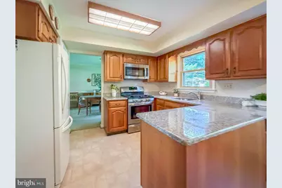 129 South Drive, Newtown, PA 18940 - Photo 5