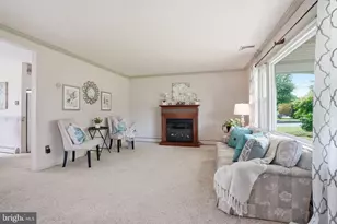 5986 Washington Ln, Bensalem, PA 19020 - Photo 5