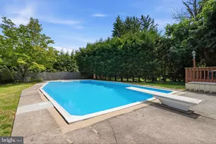 5986 Washington Ln, Bensalem, PA 19020 - Photo 29