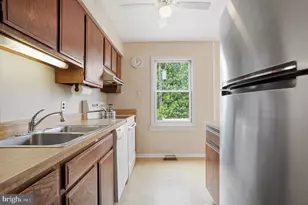 618 S Oxford Valley Rd, Fairless Hills, PA 19030 - Photo 13