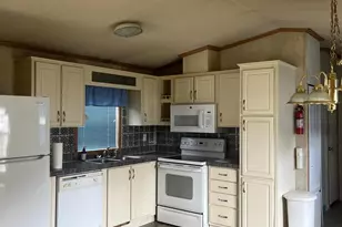 7319 Hansbury Dr, Morrisville, PA 19067 - Photo 5