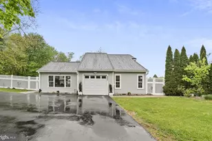 665 Elbow Ln, Warrington, PA 18976 - Photo 1