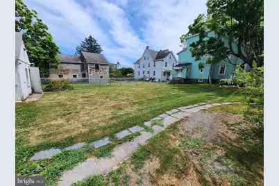 N Hellertown Avenue, Quakertown, PA 18951 - Photo 13