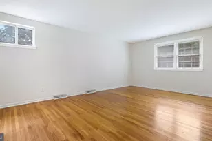 1086 Gravel Hill Rd, Huntingdon Valley, PA 19006 - Photo 25