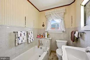 333 S 4th St, Perkasie, PA 18944 - Photo 21