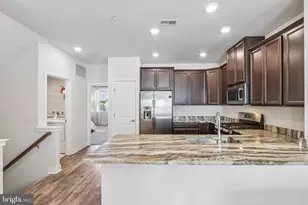 142 Fleet Ct, Bensalem, PA 19020 - Photo 17