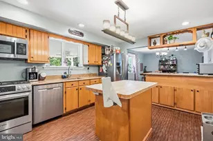 304 W Highland Ave, Langhorne, PA 19047 - Photo 17