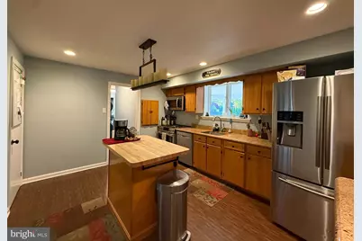 304 W Highland Avenue, Langhorne, PA 19047 - Photo 11