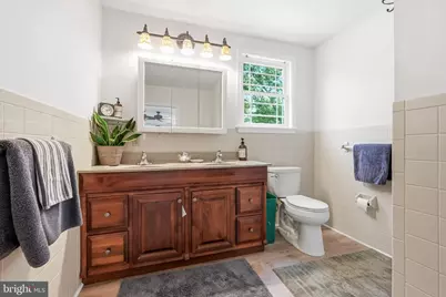 304 W Highland Avenue, Langhorne, PA 19047 - Photo 29