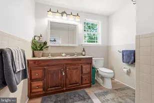 304 W Highland Ave, Langhorne, PA 19047 - Photo 29