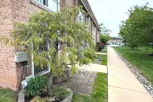 425 Brandywine Ct, Warminster, PA 18974 - Photo 3