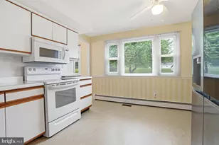 647 Middle Holland Rd, Southampton, PA 18966 - Photo 17