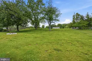 647 Middle Holland Rd, Southampton, PA 18966 - Photo 33