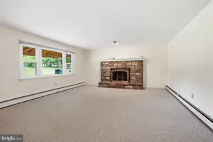 647 Middle Holland Rd, Southampton, PA 18966 - Photo 9
