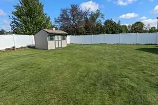 108 Parkside Dr, Dublin, PA 18917 - Photo 7