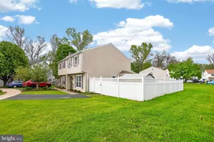 8 Elwood Ct, Quakertown, PA 18951 - Photo 3