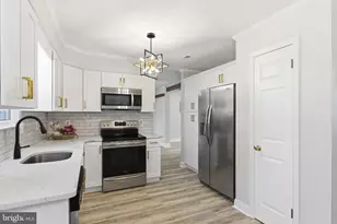 1942 Oakford Ave, Feasterville-Trevose, PA 19053 - Photo 21