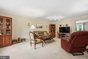 326 Tall Meadow Ln, Yardley, PA 19067 - Photo 5