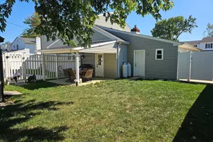 513 Valmore Rd, Fairless Hills, PA 19030 - Photo 5