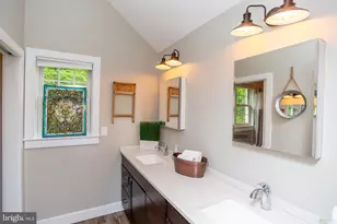 15 Dogwood Ln, Doylestown, PA 18901 - Photo 51