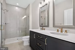 22 Ivy Ln, Levittown, PA 19055 - Photo 5