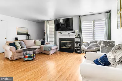 286 Juanita Court, Levittown, PA 19057 - Photo 5