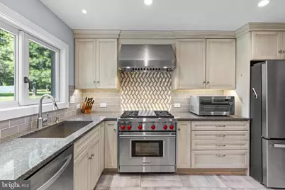 244 Wisteria Drive, Southampton, PA 18966 - Photo 7