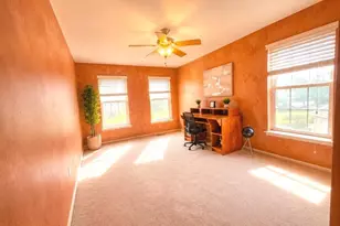 1021 Bartram Ln, Quakertown, PA 18951 - Photo 15