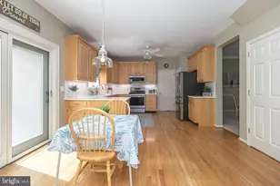 1021 Bartram Ln, Quakertown, PA 18951 - Photo 13