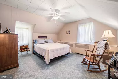 105 Village Drive, Feasterville-Trevose, PA 19053 - Photo 19