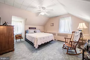 105 Village Dr, Feasterville-Trevose, PA 19053 - Photo 19