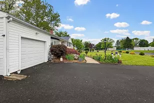 254 Allen Ln, Warminster, PA 18974 - Photo 5