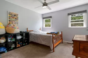1270 Oxford Valley Rd, Yardley, PA 19067 - Photo 27