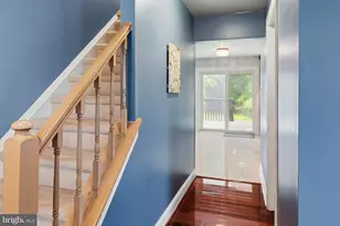 2637 Woodsview Dr, Bensalem, PA 19020 - Photo 5