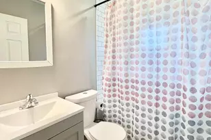 71 Kingapple Ln, Levittown, PA 19055 - Photo 13